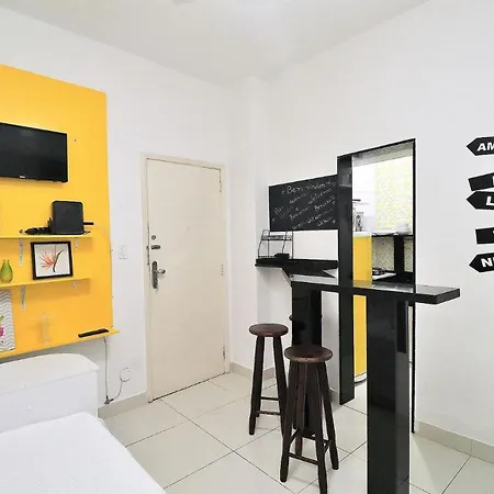 Studio estiloso e com otima localização-2